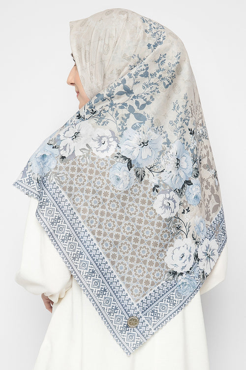 Vanya Scarf in Khaki