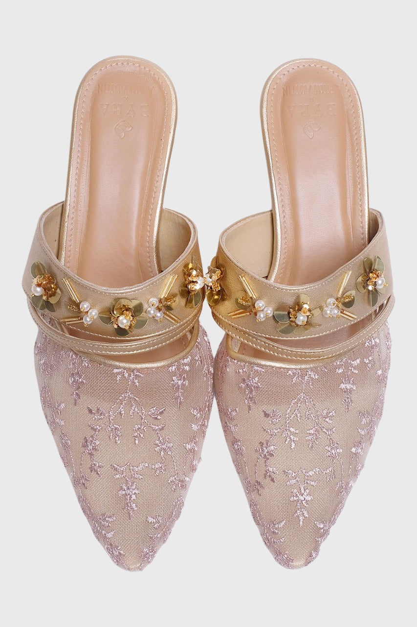 Fatimah Shoes in Gold