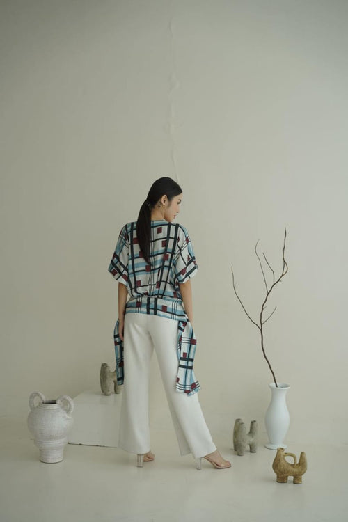 Keia Cloudy Top in Blue